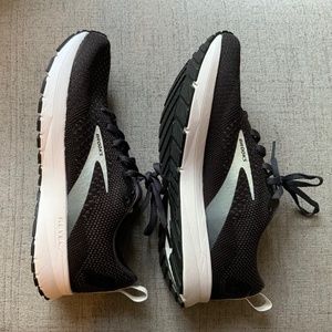 Women’s Brooks Revel 4 Running Shoe 7.5